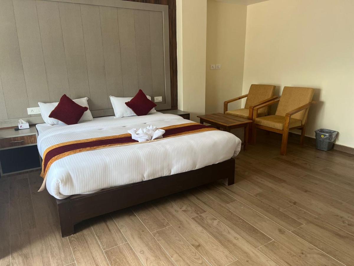 פוקהרה Hotel Murano מראה חיצוני תמונה