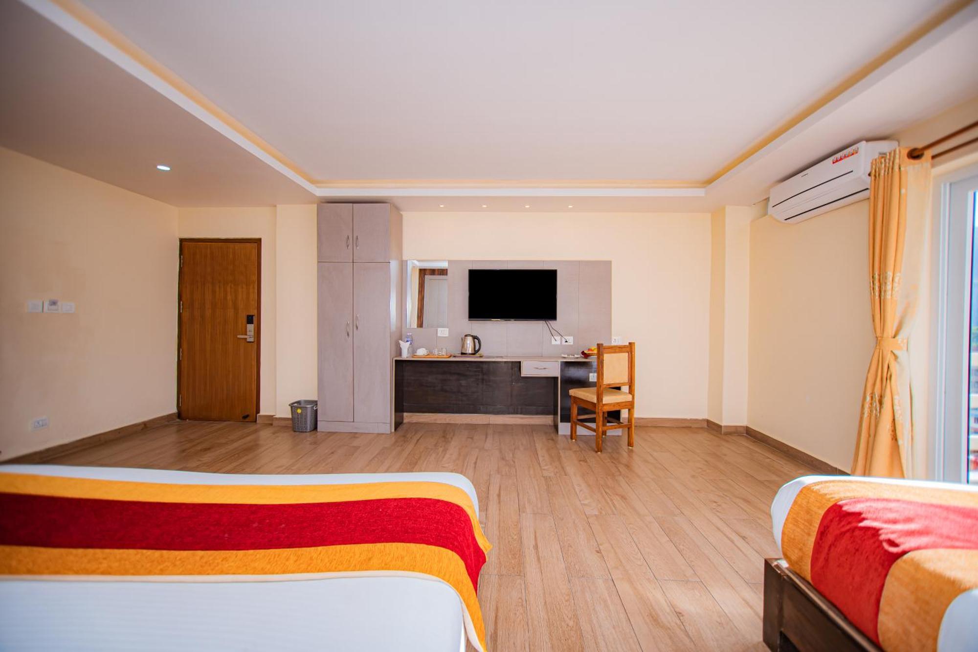 פוקהרה Hotel Murano מראה חיצוני תמונה